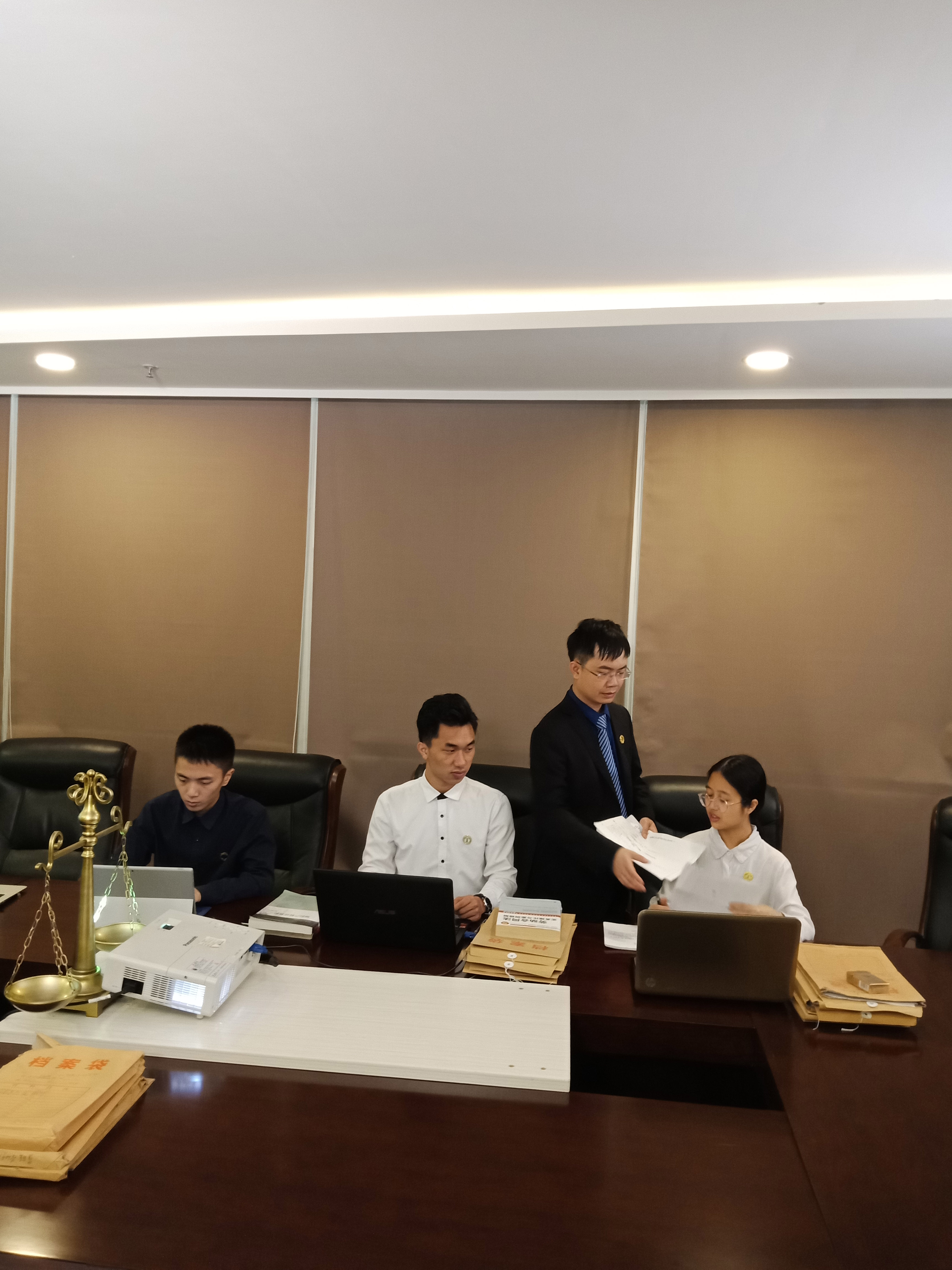 马俊哲律师团队拍摄宣传片2