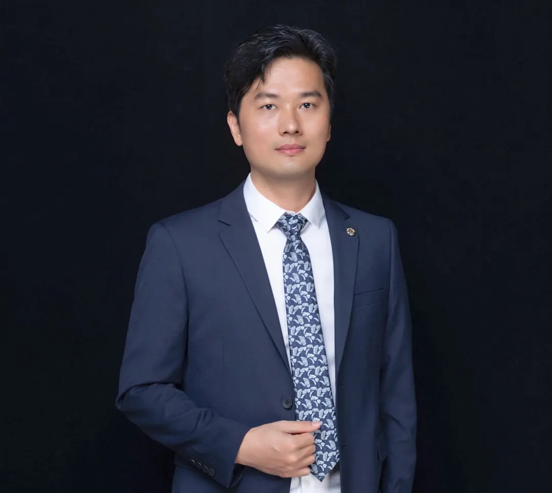 符策骏
