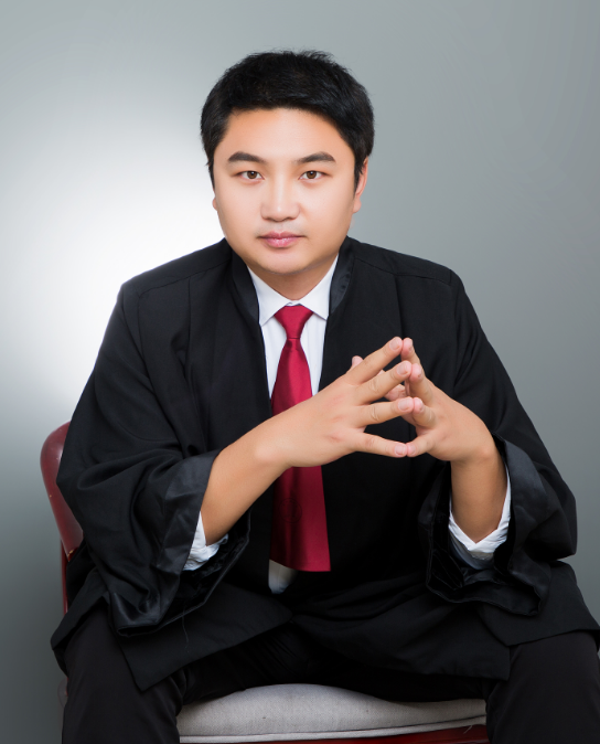 李文威律师